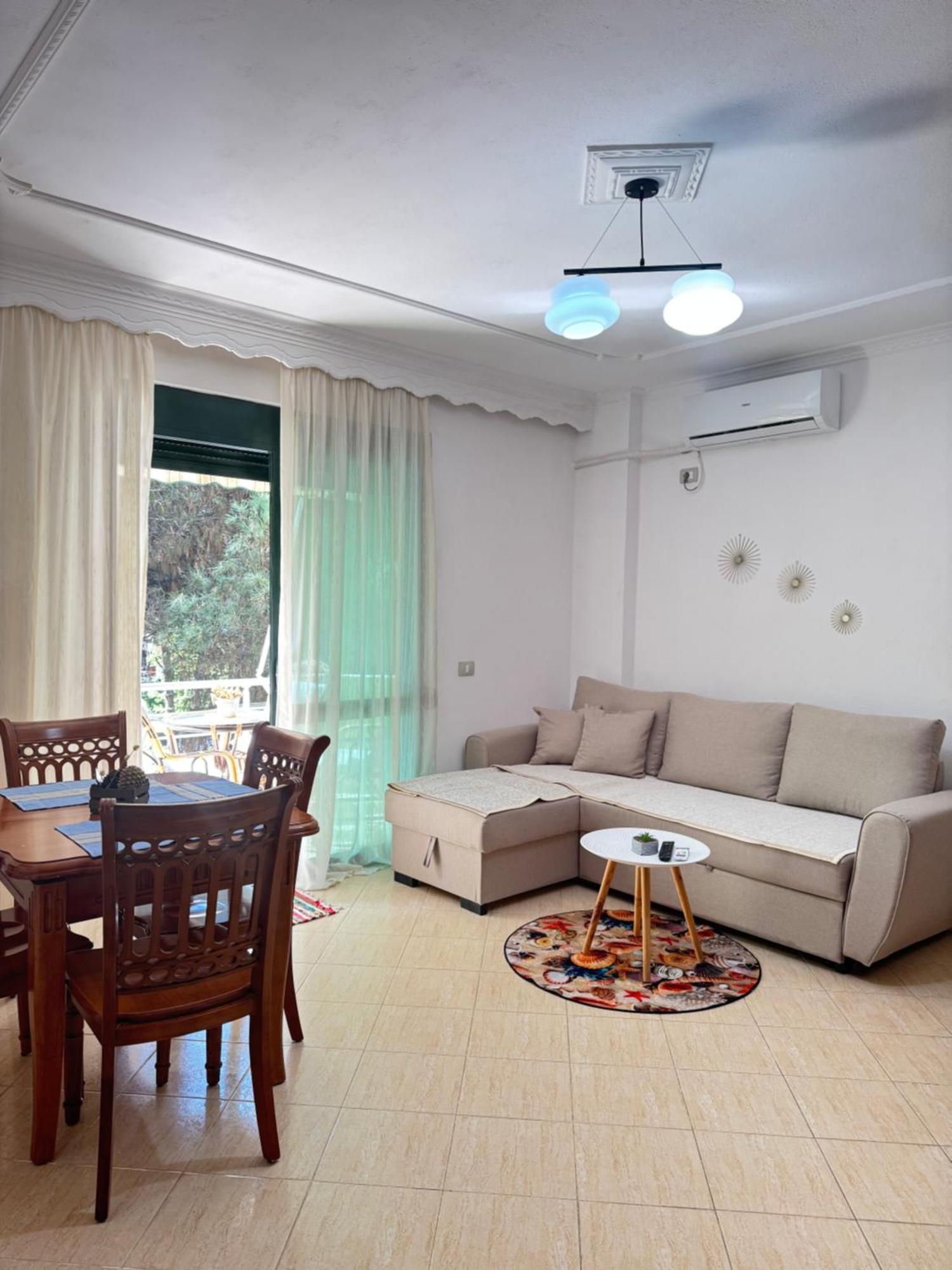 Silent Apartment Golem  Εξωτερικό φωτογραφία