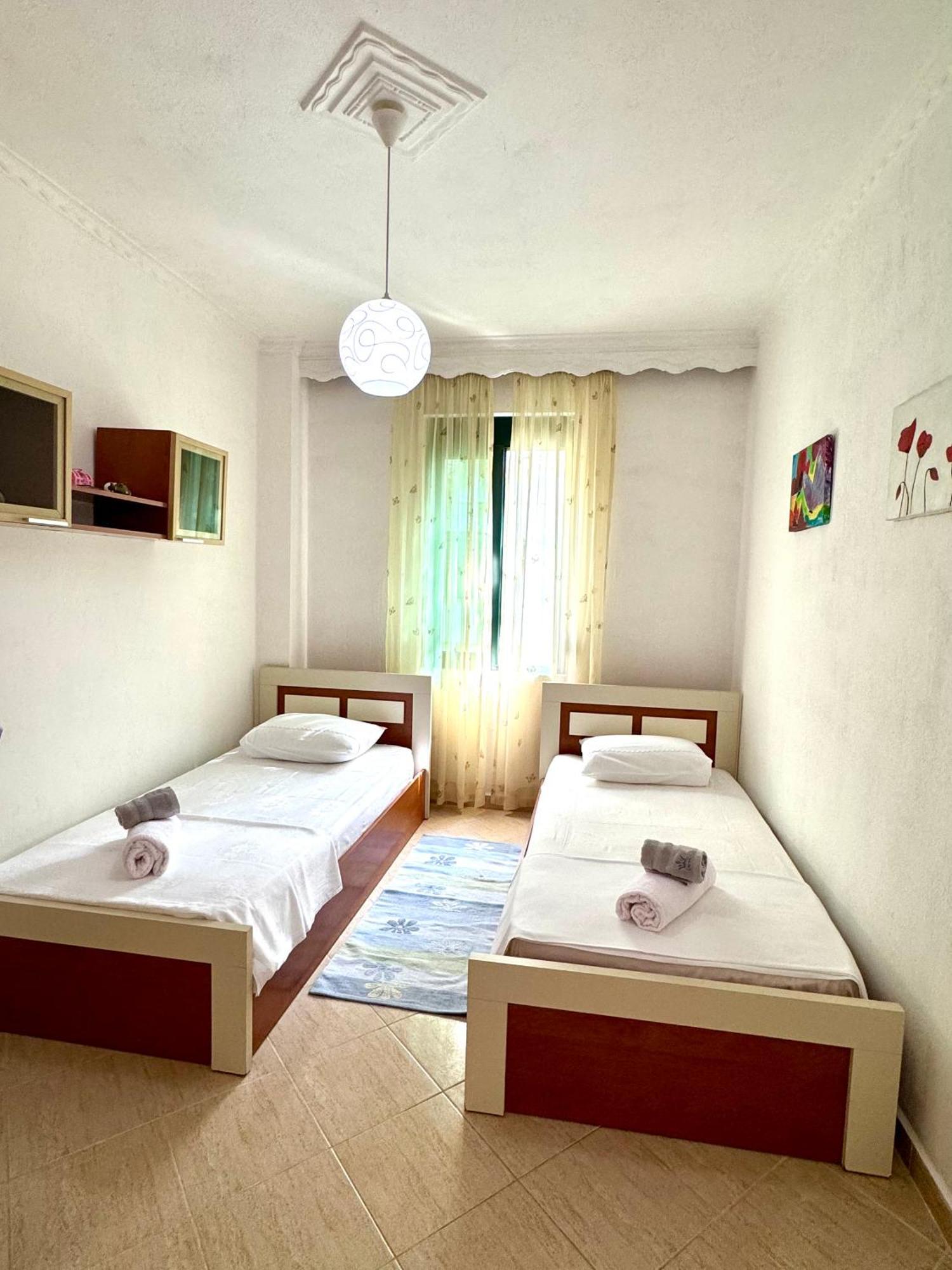 Silent Apartment Golem  Εξωτερικό φωτογραφία