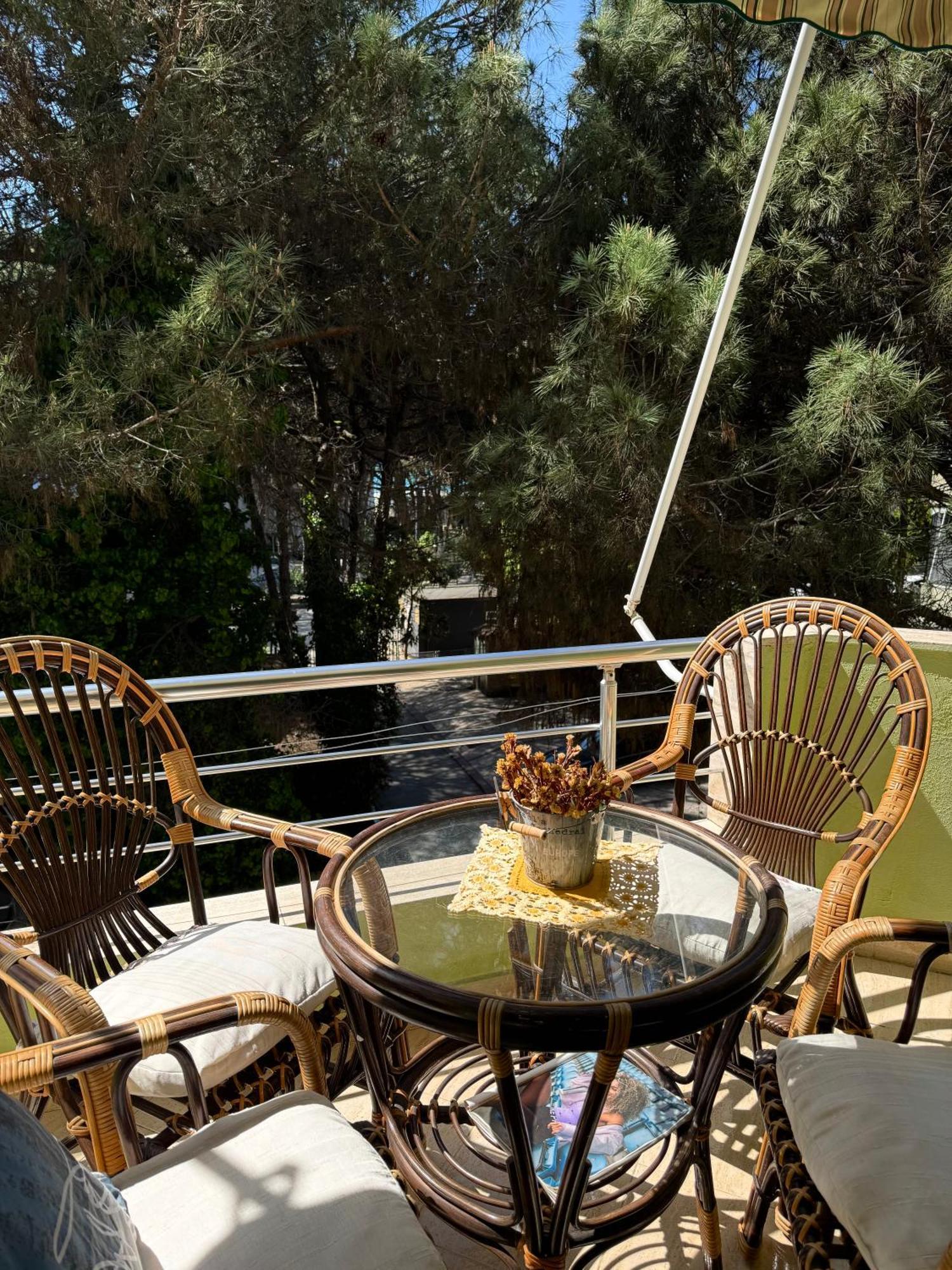 Silent Apartment Golem  Εξωτερικό φωτογραφία